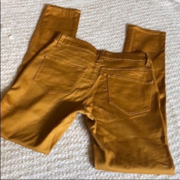 🔆 Celebrity Gold Size 2 Skinny Jean - Picture 1 of 15